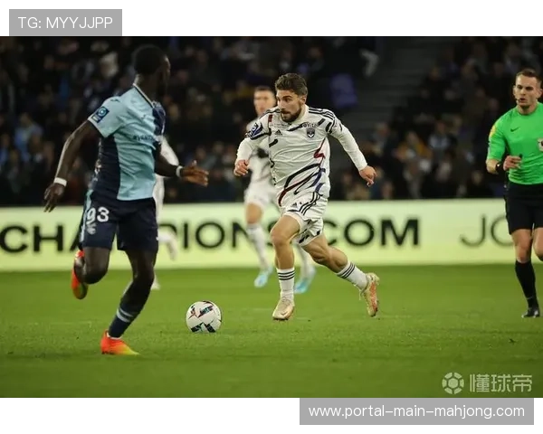 巴黎圣日耳曼左后卫阿什拉夫因红牌停赛，确认缺席对阵马赛关键战